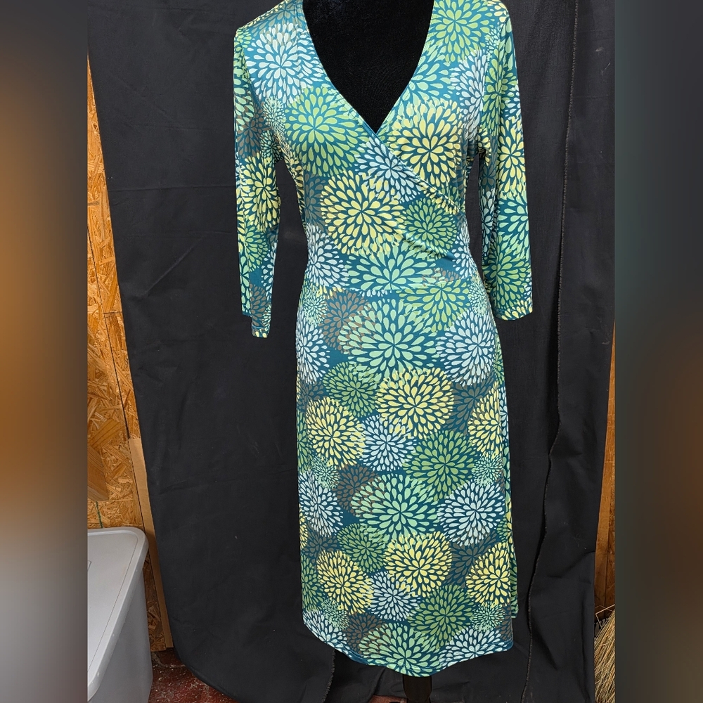 NWT PattyBoutik Blue and Yellow Floral Midi Dress - Picture 6 of 16